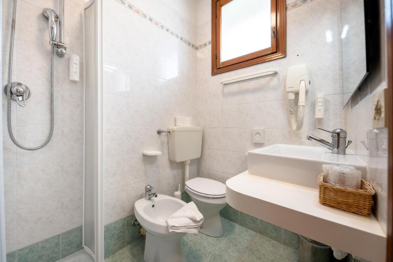 Hotel Royal Garni Caorle Bagian luar foto